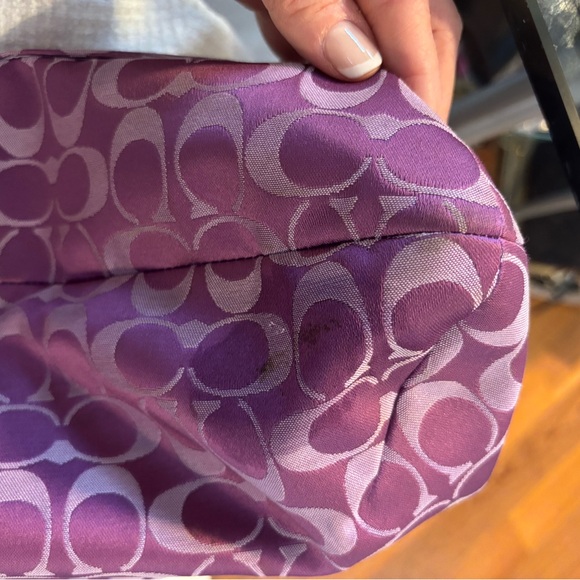 Coach D1269-F19232 Penelope Signature Sateen Pocket Hobo in Purple Jacquard VGUC - Picture 11 of 14